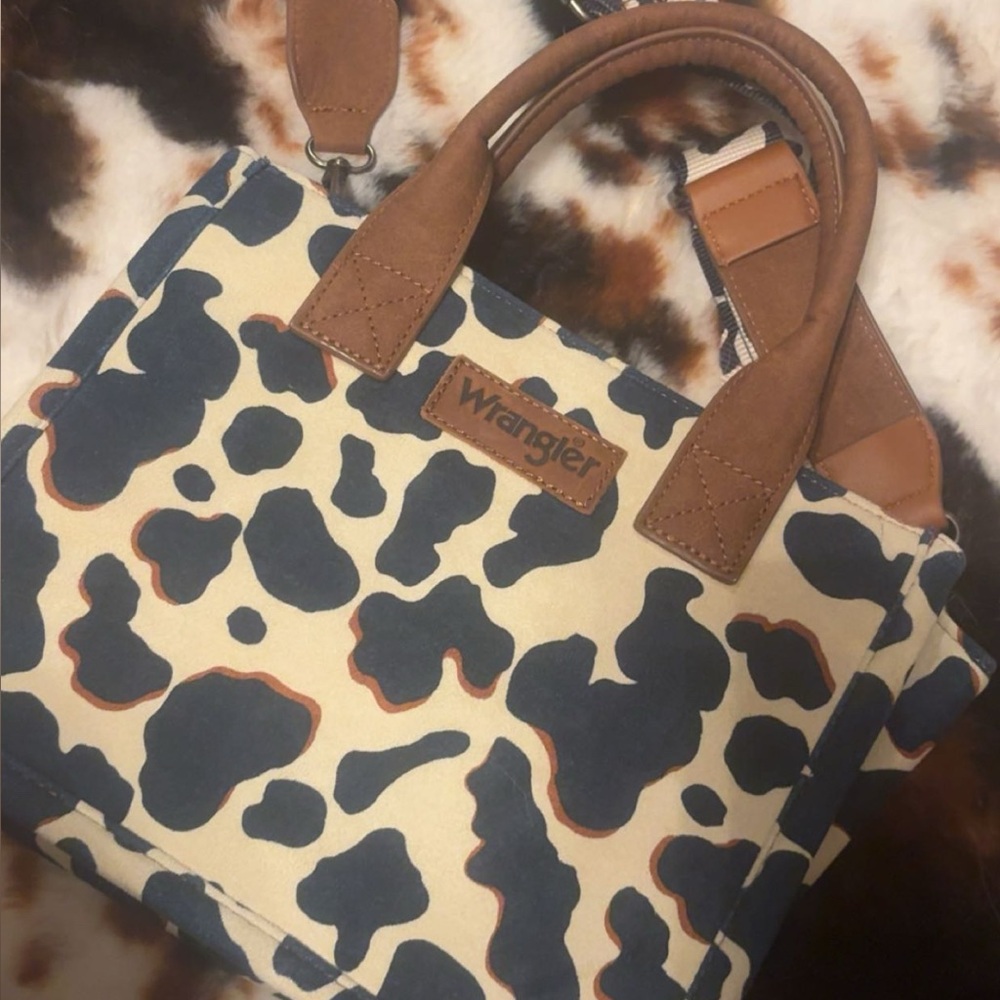 Wrangler Tan and Cream purse